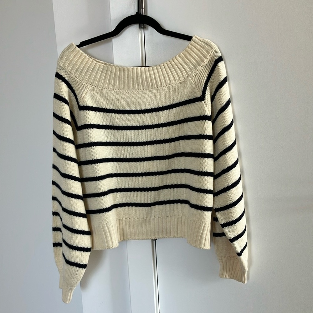 WeWoreWhat Cream and Black Crew Neck Sweater